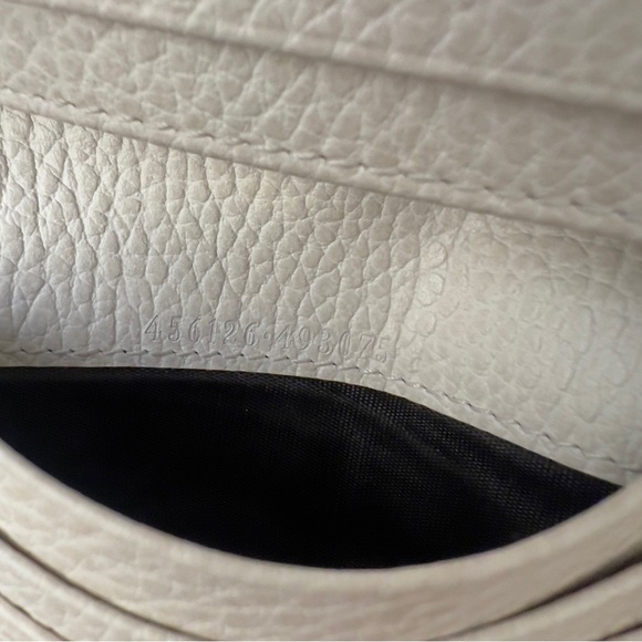 Gucci GG Marmont Logo Compact Wallet - Picture 5 of 8